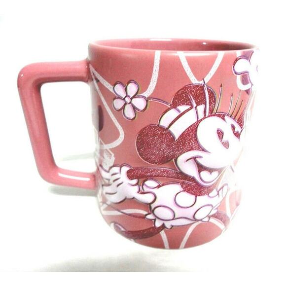 NEW Disney Store Pink MINNIE MOUSE COFFEE MUG Tea Cup Cartoon Comic Art NIB! - Picture 2 of 4